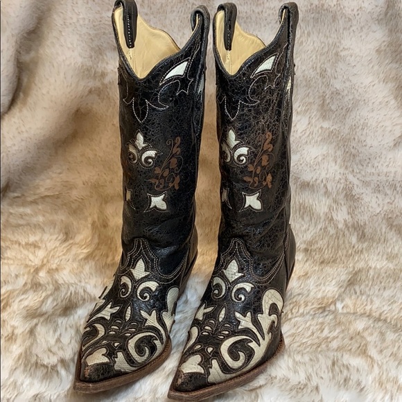 Corral Shoes - Women’s Corral Vintage Cowboy Boots SIZE 8.5